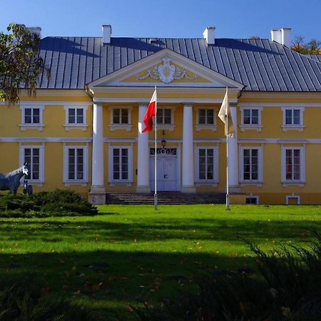 Palac Racot Kościan Kültér fotó