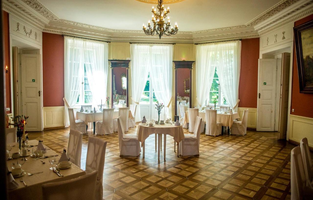 Palac Racot Kościan Kültér fotó
