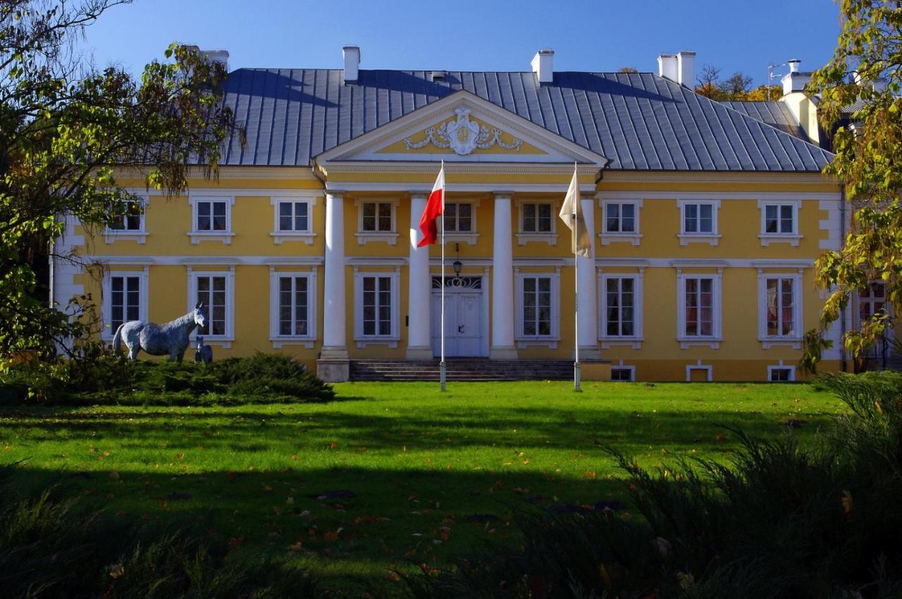 Palac Racot Kościan Kültér fotó